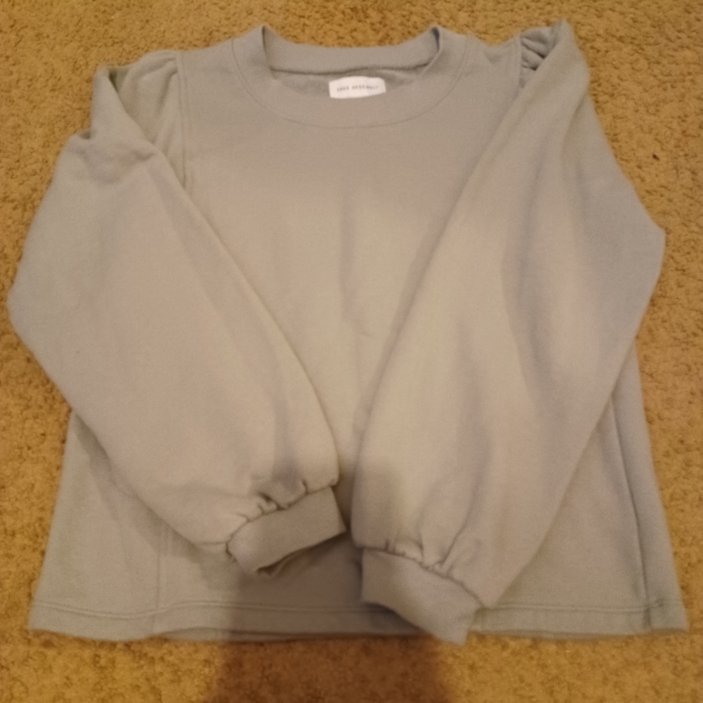 Pull Over Sweatshirt